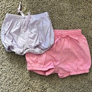 Baby Gap purple and pink shorts bundle 4T